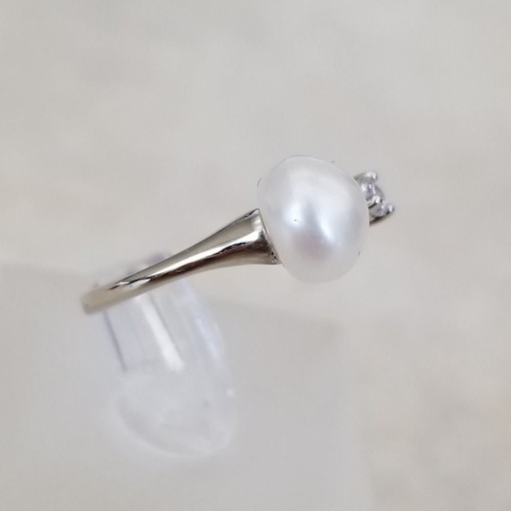 8mm Freshwater White Pearl Open Design Ring - Picture 4 of 7